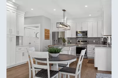 16 Fairview Ave, Natick, MA 01760 - Photo 10