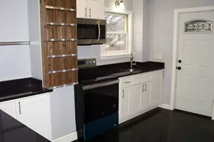 411 Atlantic Ave, Marblehead, MA 01945 - Photo 8