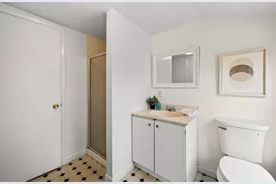 2408 Roosevelt Avenue, Springfield, MA 01104 - Photo 22