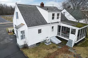 2408 Roosevelt Ave, Springfield, MA 01104 - Photo 32