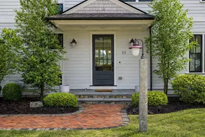 11 Fisher Ave, Wellesley, MA 02482 - Photo 2