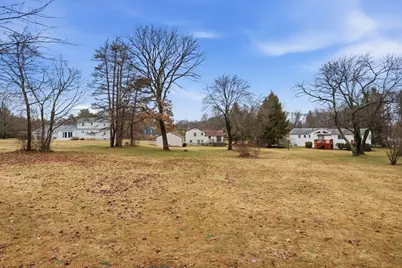8 Wagon Wheel Dr, Bedford, MA 01730 - Photo 24