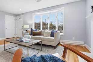 8 Wagon Wheel Dr, Bedford, MA 01730 - Photo 4