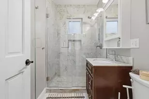 19 Rill St, Boston, MA 02125 - Photo 14