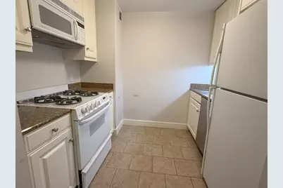 3 Avery St #608, Boston, MA 02111 - Photo 2