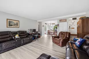 72 Nassau Dr, Springfield, MA 01129 - Photo 10