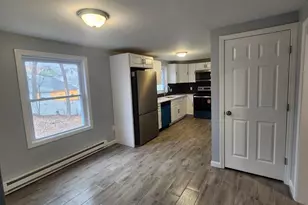 56 Brattle St, Athol, MA 01331 - Photo 4
