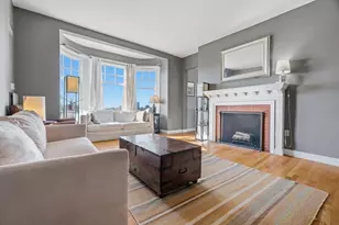 4 Charlesgate E, Boston, MA 02215 - Photo 2