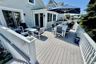 57 D St, Hull, MA 02045 - Photo 18