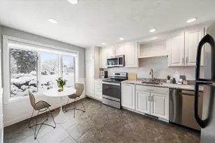 34 Spoon Way, North Reading, MA 01864 - Photo 4