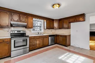 955 Hale St, Beverly, MA 01915 - Photo 16