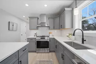 212 Montgomery Rd, Westfield, MA 01085 - Photo 2