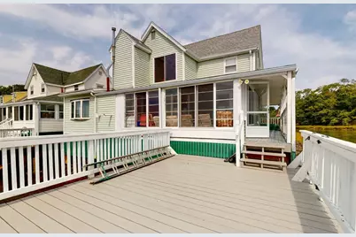 9 Parkview Ave, Beverly, MA 01915 - Photo 24