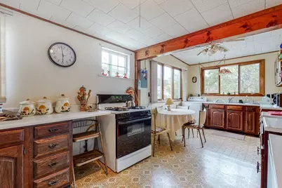 9 Parkview Ave, Beverly, MA 01915 - Photo 12