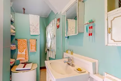 9 Parkview Ave, Beverly, MA 01915 - Photo 20