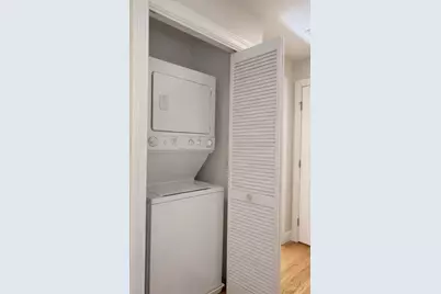 11 Whitney St #11, Brookline, MA 02466 - Photo 10