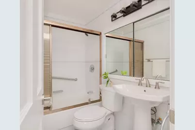 1105 Massachusetts Ave #PHA, Cambridge, MA 02138 - Photo 18