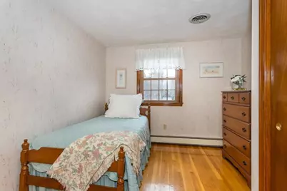 134 Curtis Ave, Stoughton, MA 02072 - Photo 8