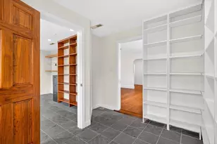 575 Chestnut St, Newton, MA 02468 - Photo 10