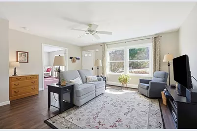 17 Keryn Ct, Northbridge, MA 01588 - Photo 8