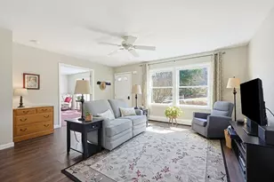 17 Keryn Ct, Northbridge, MA 01588 - Photo 8