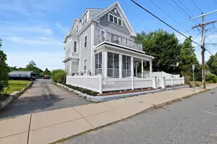 31 Mayflower St, Plymouth, MA 02360 - Photo 8