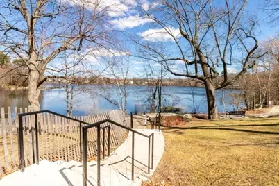 72 Lincoln St #13, Newton, MA 02461 - Photo 36