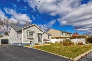 213 Boyden St, Fall River, MA 02721 - Photo 1
