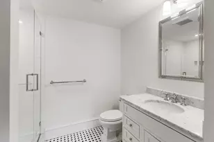 409 Commonwealth Ave, Boston, MA 02215 - Photo 32