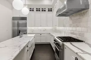 409 Commonwealth Ave, Boston, MA 02215 - Photo 10