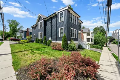 118 Spring St #118, Watertown, MA 02472 - Photo 2