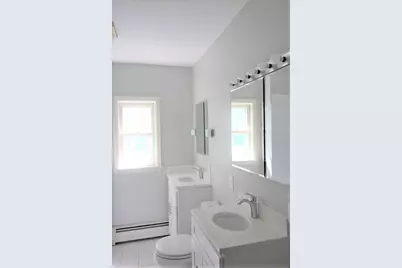 8 Thurston Rd #8, Watertown, MA 02472 - Photo 10