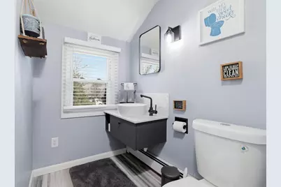 350 Sconticut Neck Rd, Fairhaven, MA 02719 - Photo 10