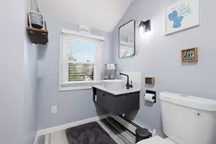 350 Sconticut Neck Rd, Fairhaven, MA 02719 - Photo 10