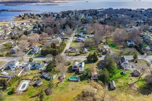 350 Sconticut Neck Rd, Fairhaven, MA 02719 - Photo 34