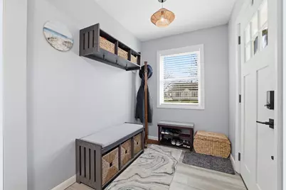 350 Sconticut Neck Rd, Fairhaven, MA 02719 - Photo 16