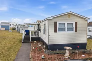 6 John Alden Rd, Taunton, MA 02780 - Photo 2