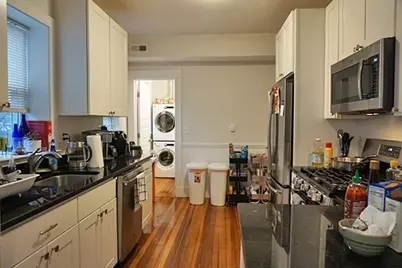 17 Ashland St #03, Somerville, MA 02144 - Photo 2