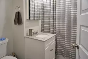 17 Ashland St, Somerville, MA 02144 - Photo 6
