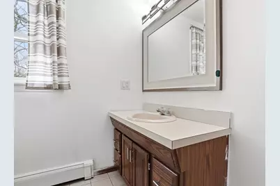 102 County St, Lakeville, MA 02347 - Photo 24