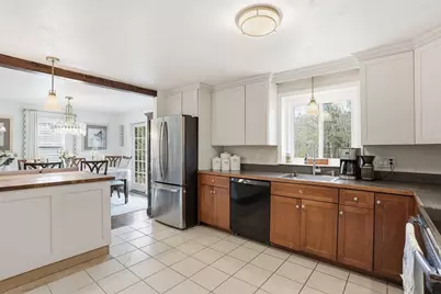 102 County St, Lakeville, MA 02347 - Photo 14