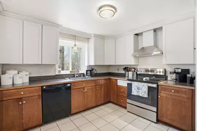 102 County St, Lakeville, MA 02347 - Photo 12