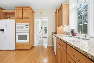 30 Whispering Ln, Holliston, MA 01746 - Photo 14