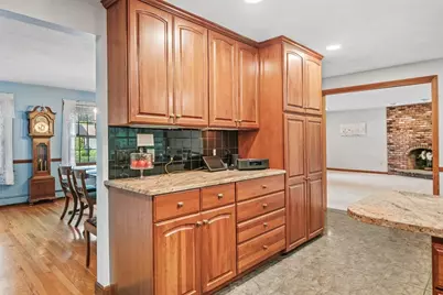 18 Heritage Lane, Lynnfield, MA 01940 - Photo 6