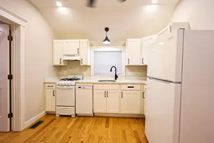 85 Oak St, Randolph, MA 02368 - Photo 10