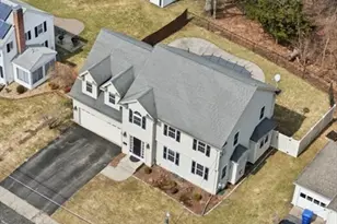 70 Hartwick St, Springfield, MA 01108 - Photo 36