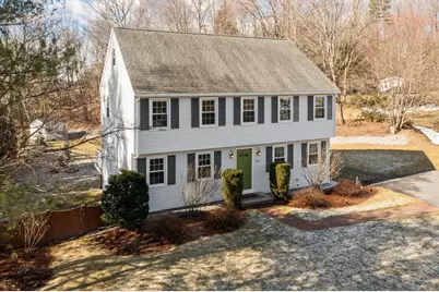 17 Merrimac Dr, Pepperell, MA 01463 - Photo 2