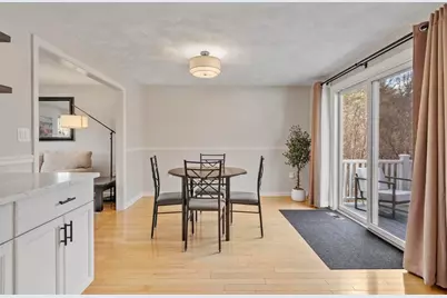 17 Merrimac Dr, Pepperell, MA 01463 - Photo 6