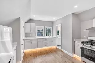 5 Beckford St, Beverly, MA 01915 - Photo 2