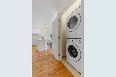 234 Causeway St #815, Boston, MA 02114 - Photo 8